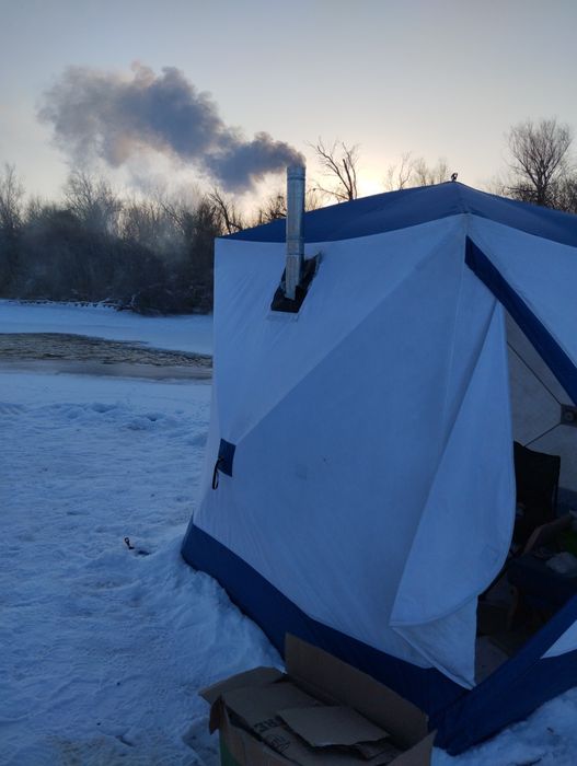 Продам зимнюю палатку