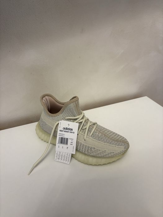 Adidași Adidas Yeezy Boost 350 V2 – mărimea 38 – noi