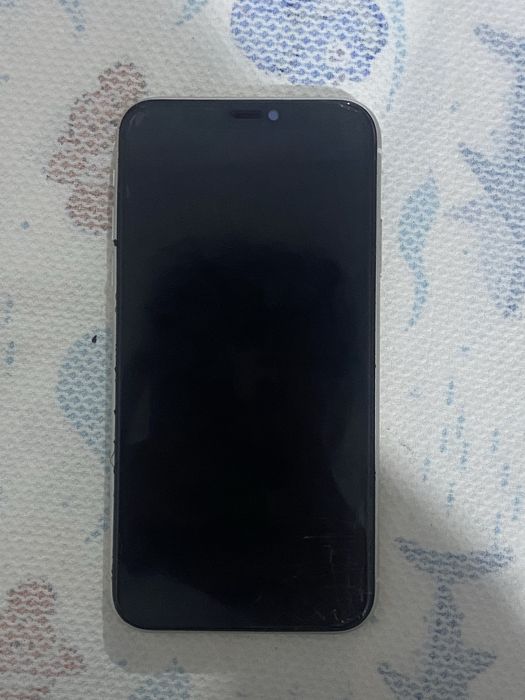 Айфон 11 128гб не рабочи