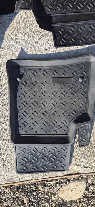 Set covorase presuri cauciuc vw touareg 7L mocheta diamant dedicate 7P