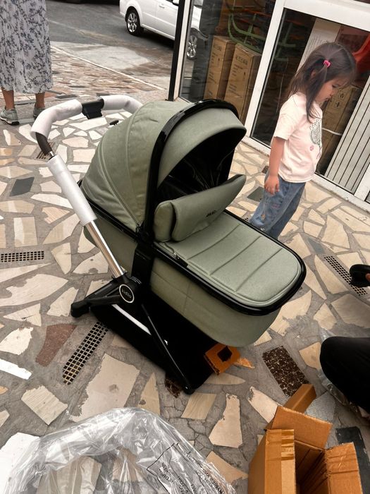 Продается коляска, шезлонг, манеж