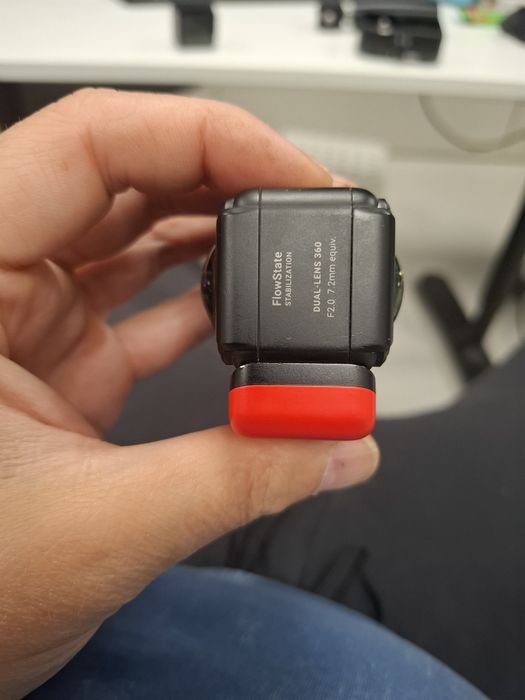 Insta360 OneR  НЕРАБОТЕЩА