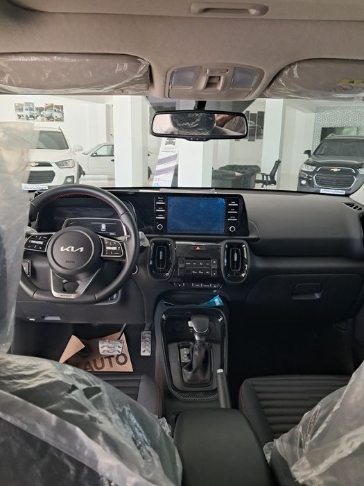 Kia Sonet 2024 — 3