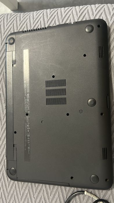 HP 250 G3 – Работещ лаптоп с Windows 10 Pro