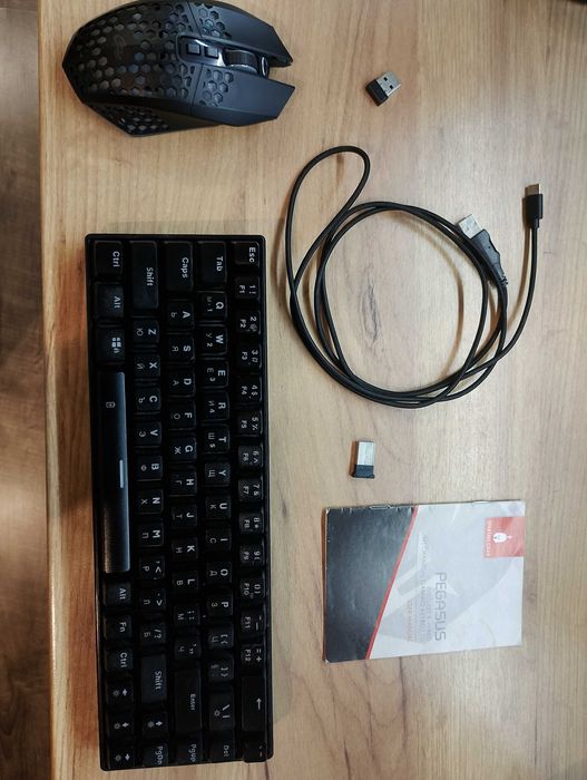 Клавиатура Spartan Gear Pegasus + мишка