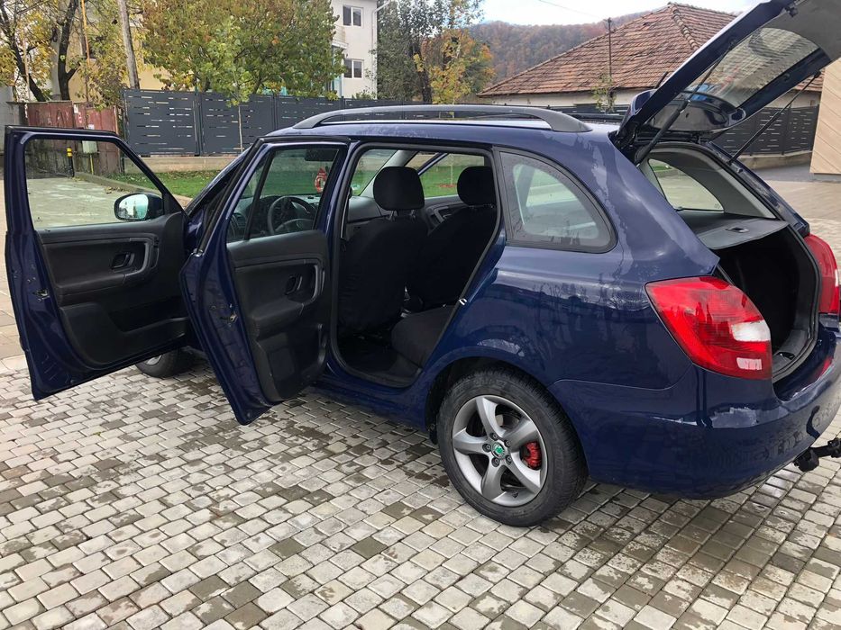 SKODA Fabia 2012 — imagine 4