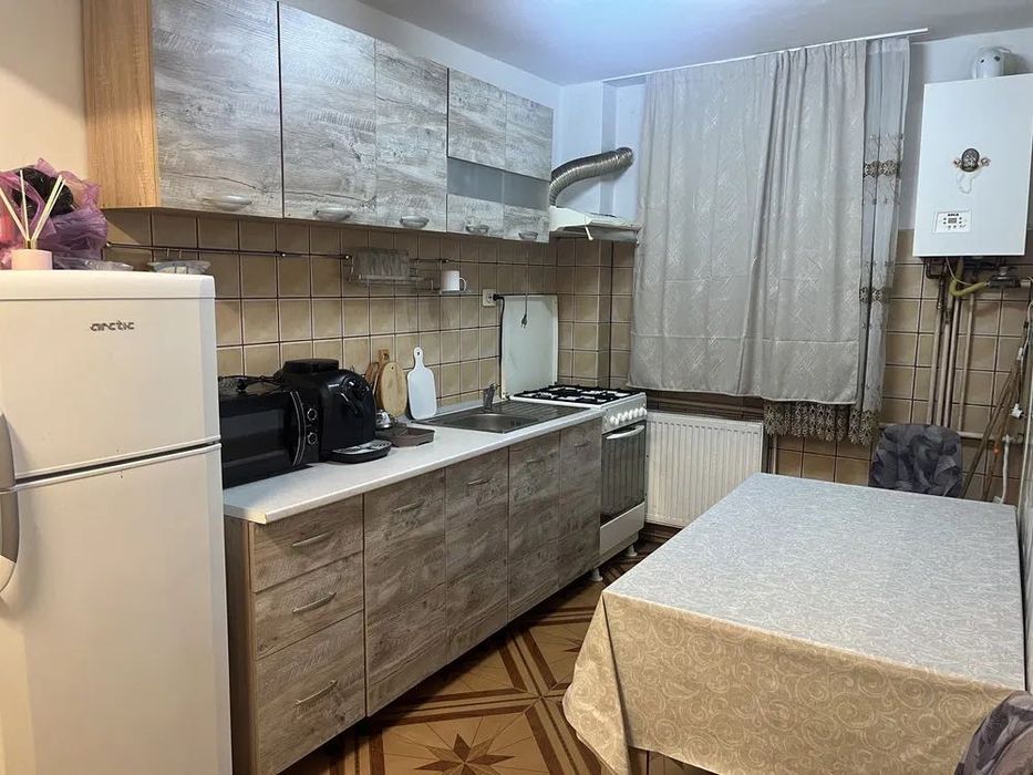 Apartament de închiriat