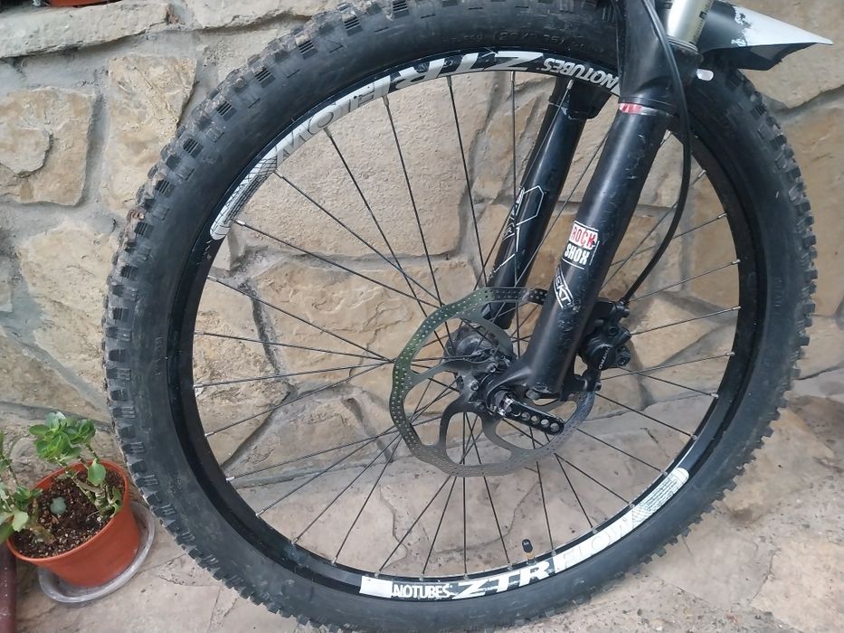 Vând bicicletă rokedrider