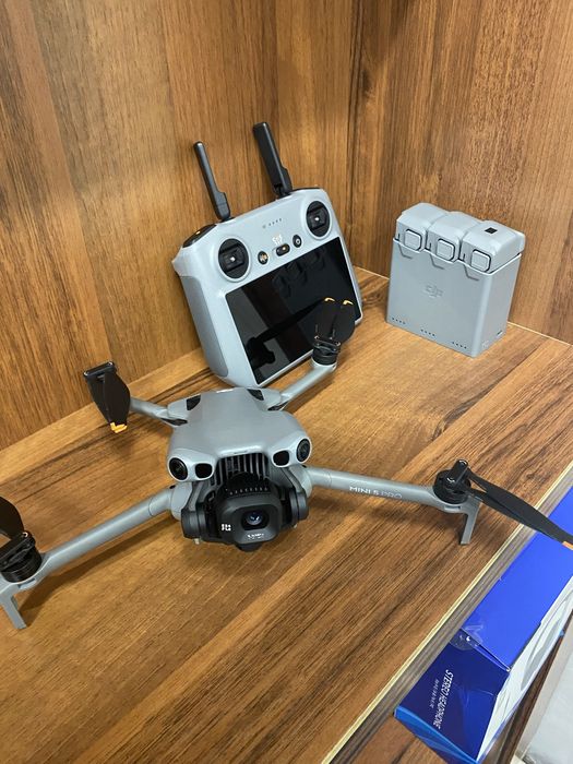 Дрон DJI Mini 5 Pro