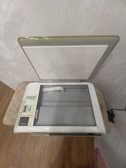 Продам принтер HP