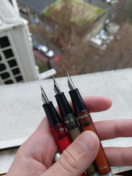 Stilouri retractabile Montex hide and seek