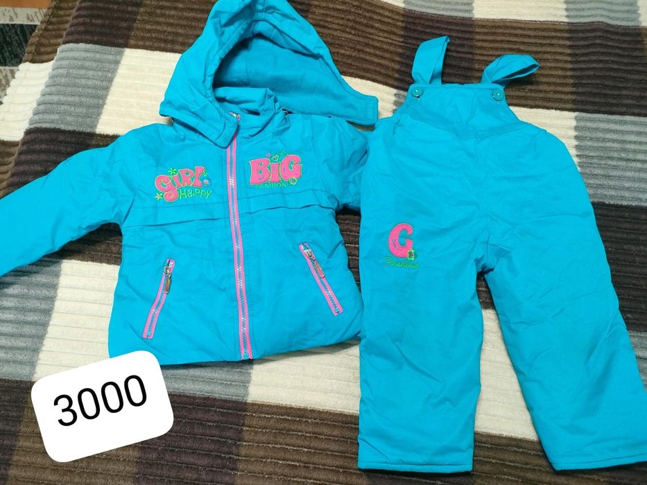 Продам детские вещи.