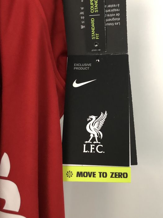 Оригинална тениска на Ливърпул