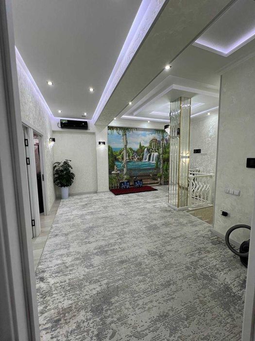 свадебный зал ЗАМОНА тўйхонаси  НОВОСТРОЙКА  5/3-4/4  дуплекс  150 м²