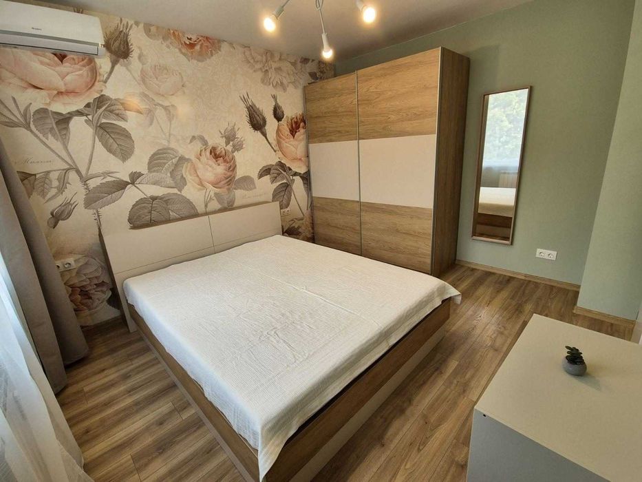 Дава се под наем Тристаен апартамент в София, Хиподрума - 80 кв.м за 612 € - Снимка #5