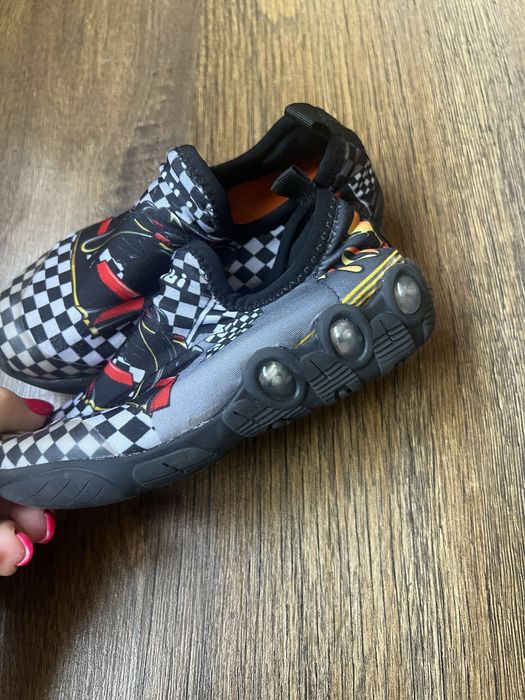 Детски пантофи