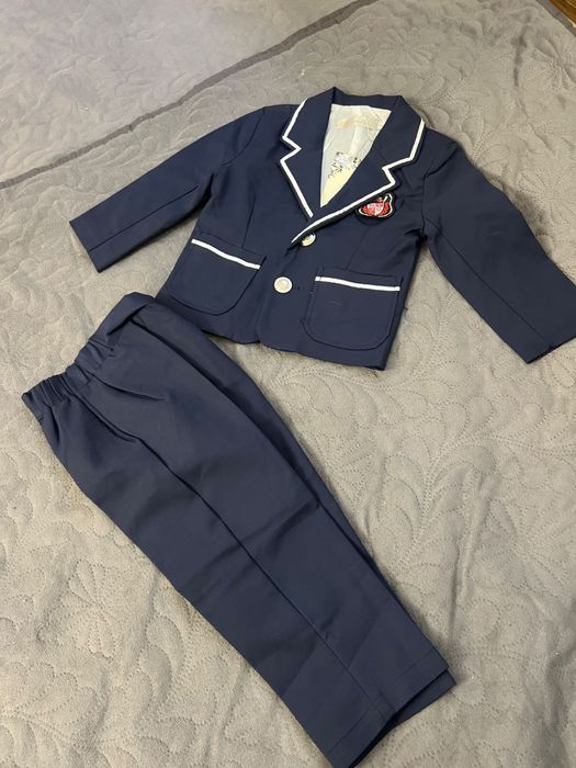 Детский костюм комплект хорочем в состояние .