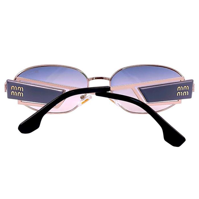 Miu Miu Fuse 2027 Дамски слънчеви очила с интересна плочка с надпис на рамката