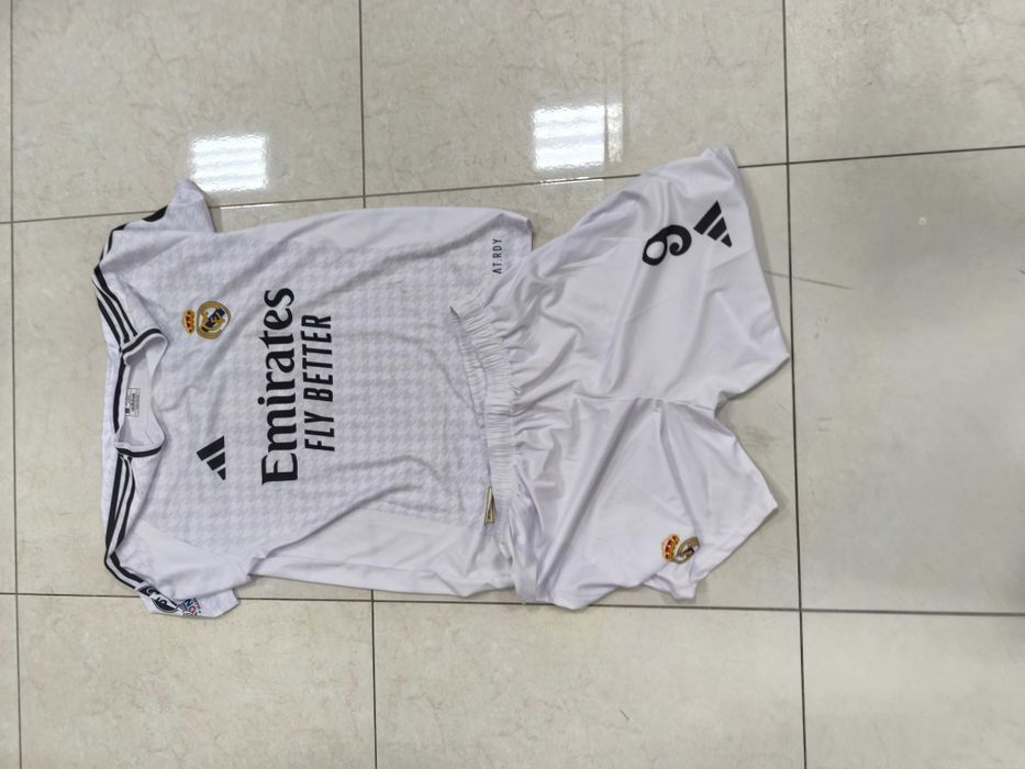 Нови футболни екипи мъжки XL Реал Мадрид Ал Насър Ливърпул