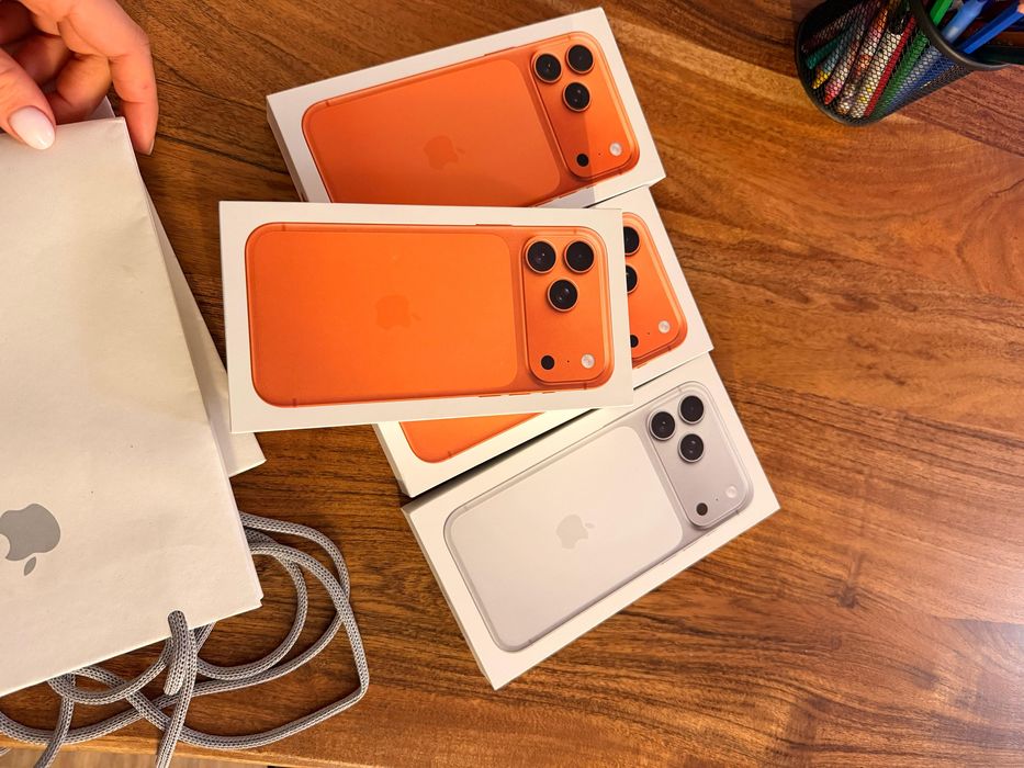 Vand iphone 17 pro max orange 256 USA