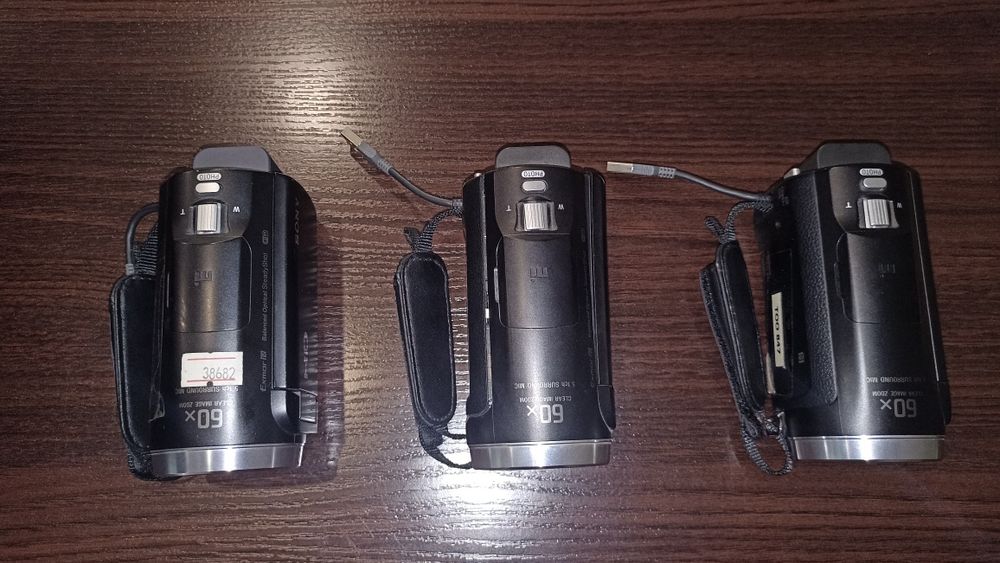Видеокамеры  Sony 9.2, 3 штуки