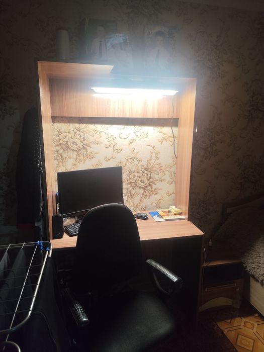 Компьютерный столик