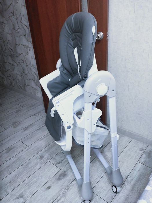 Стул для кормления