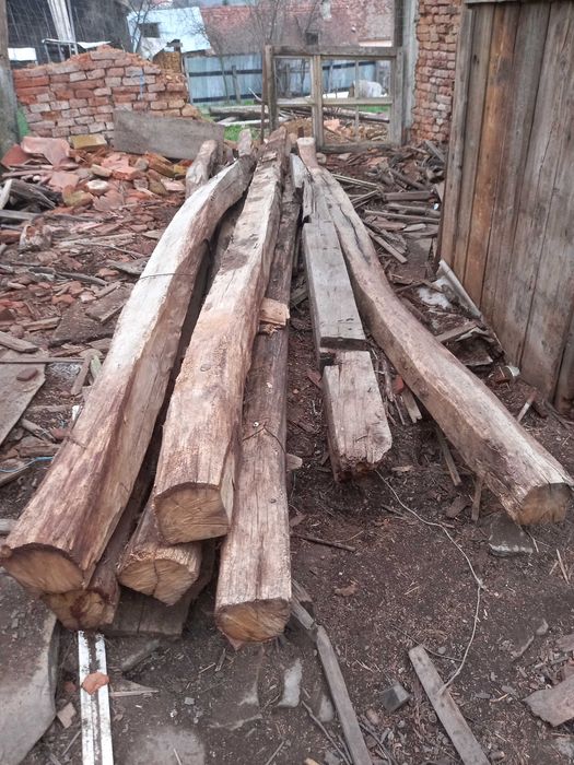 Grinzi de stejar vechi