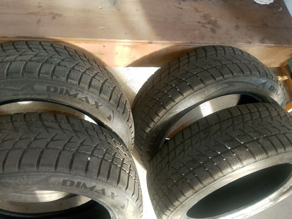 Комплект зимни гуми 205/55R/17
