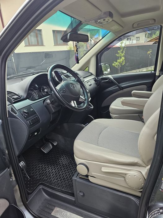 Mercedes Viano  4 matic