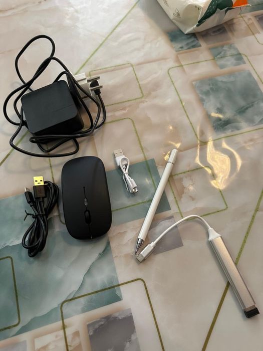 ноутбук Tohom TP18C