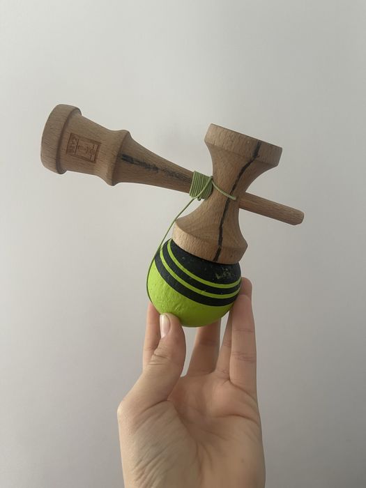 Vand kendama KARO Cupe Mari