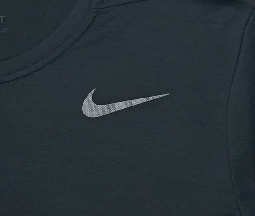 Nike DRI-FIT Tee оригинална тениска M Найк спортна фланелка фитнес