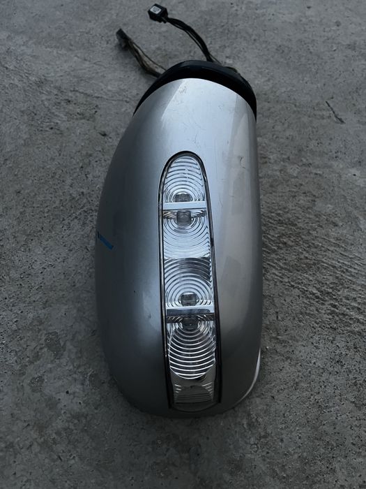 Mercedes w211 боковое зеркало