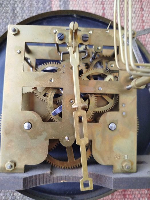 Стар стенен часовник