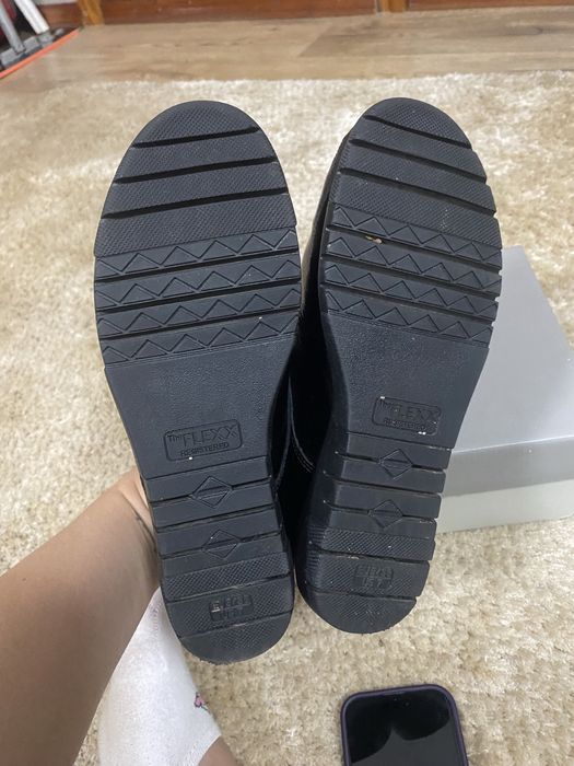 Продам лакированные туфли 38 размер