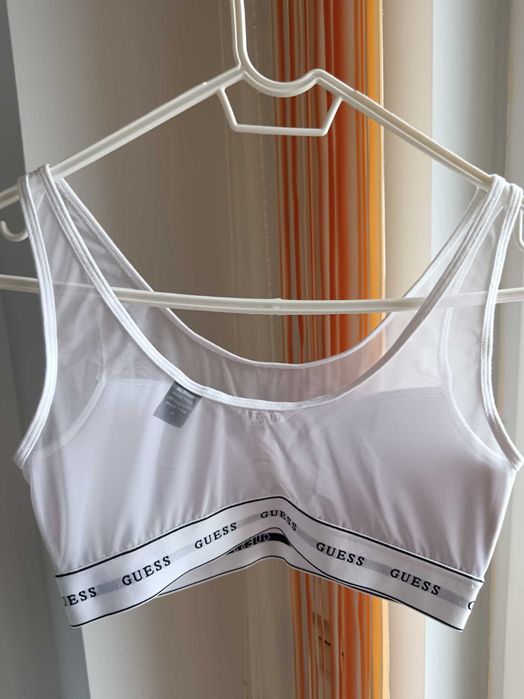 Спортен сутиен Guess
