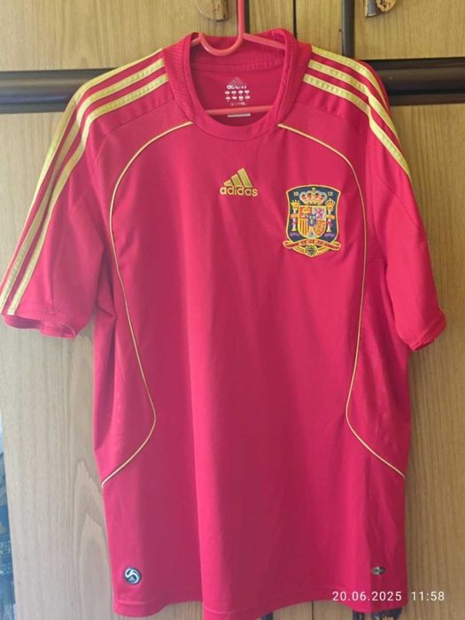 Adidas,оригинална спортна тениска на Испания