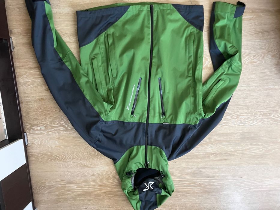 Revolution race XL