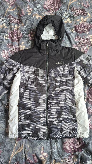 Зимно яке ellesse