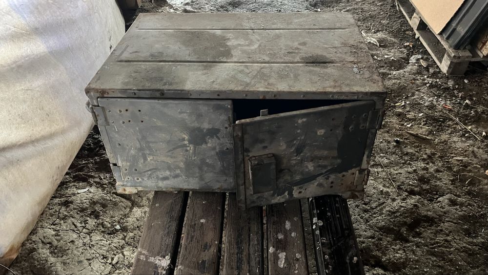 Сейф. (Сандык) ящик.