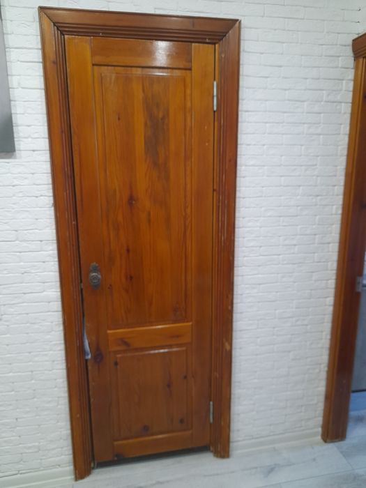 Двери деревянные