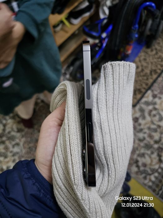 Срочно продам IPHONE 13 PRO