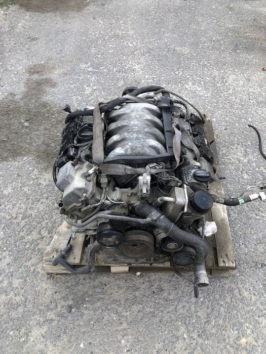 На разбор двигатель мерседес М113 4.3 и 5.0