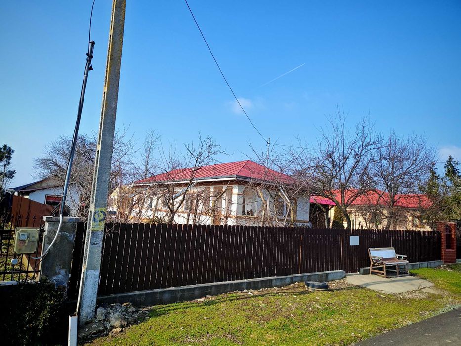 Vanzare casa Galatui