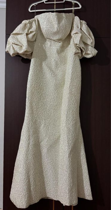 Продается Платье вечернее