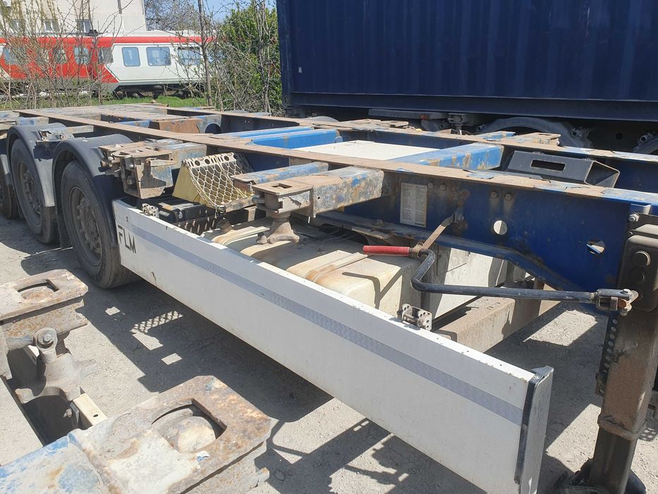 Krone semiremorca container cu Genset