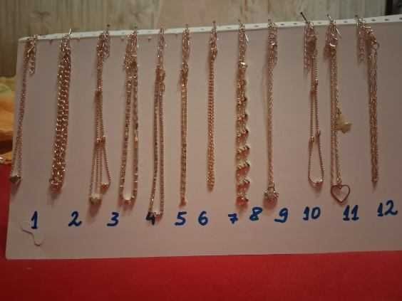 Дамски гривни...