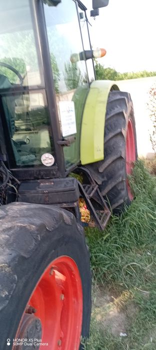 claas axos 340 sotiladi
