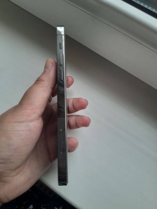 Iphone 12 pro sotiladi